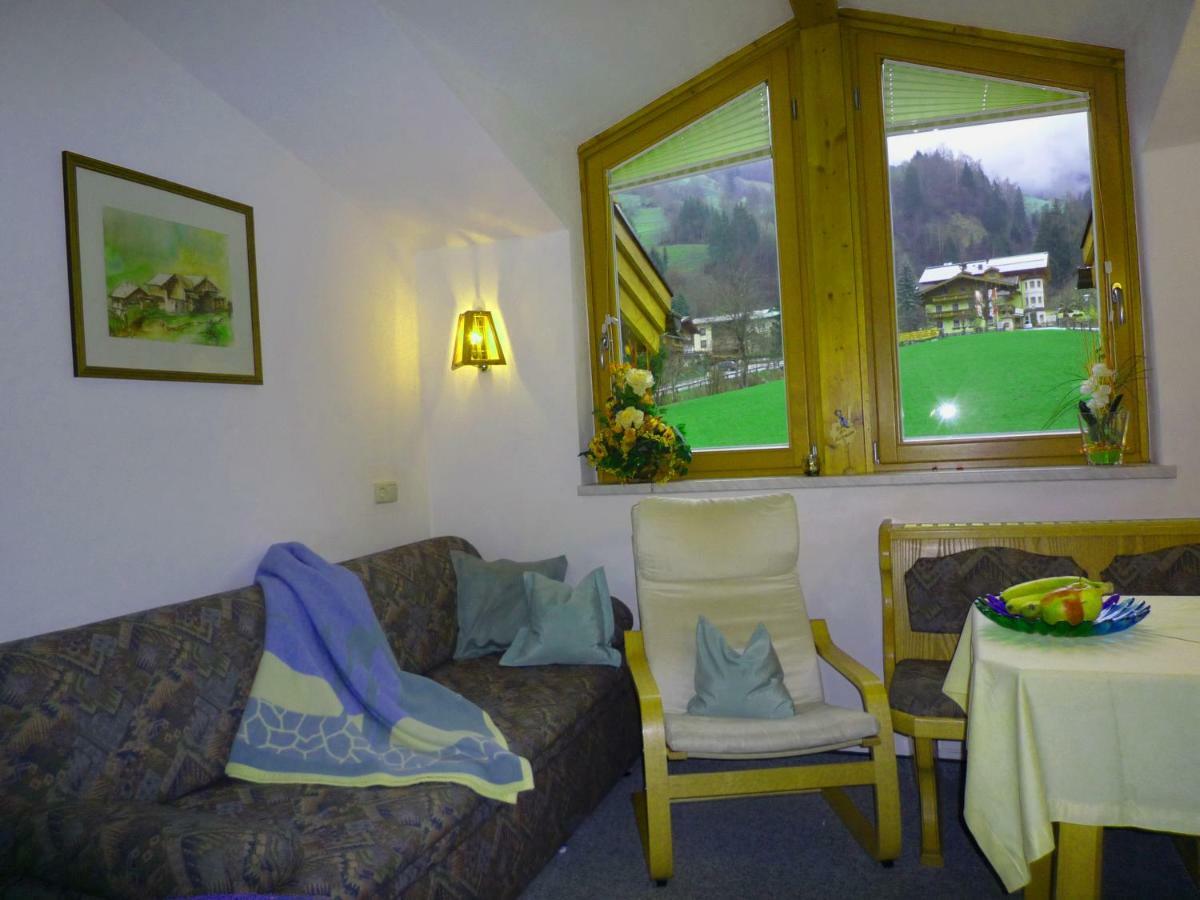 Gaestehaus Alpina Dorfgastein Exterior photo